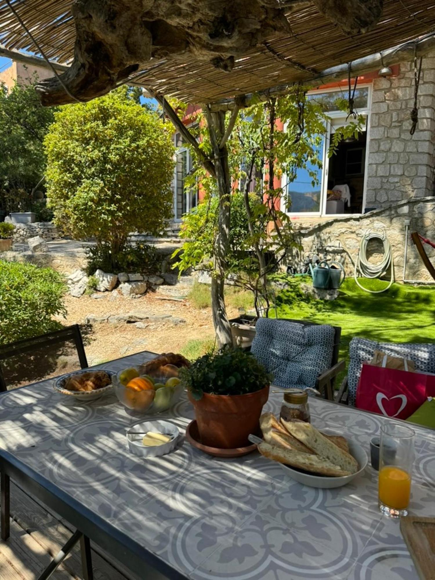 Appartements Avec Jardin Dans Villa Rocaille 卡西斯 外观 照片